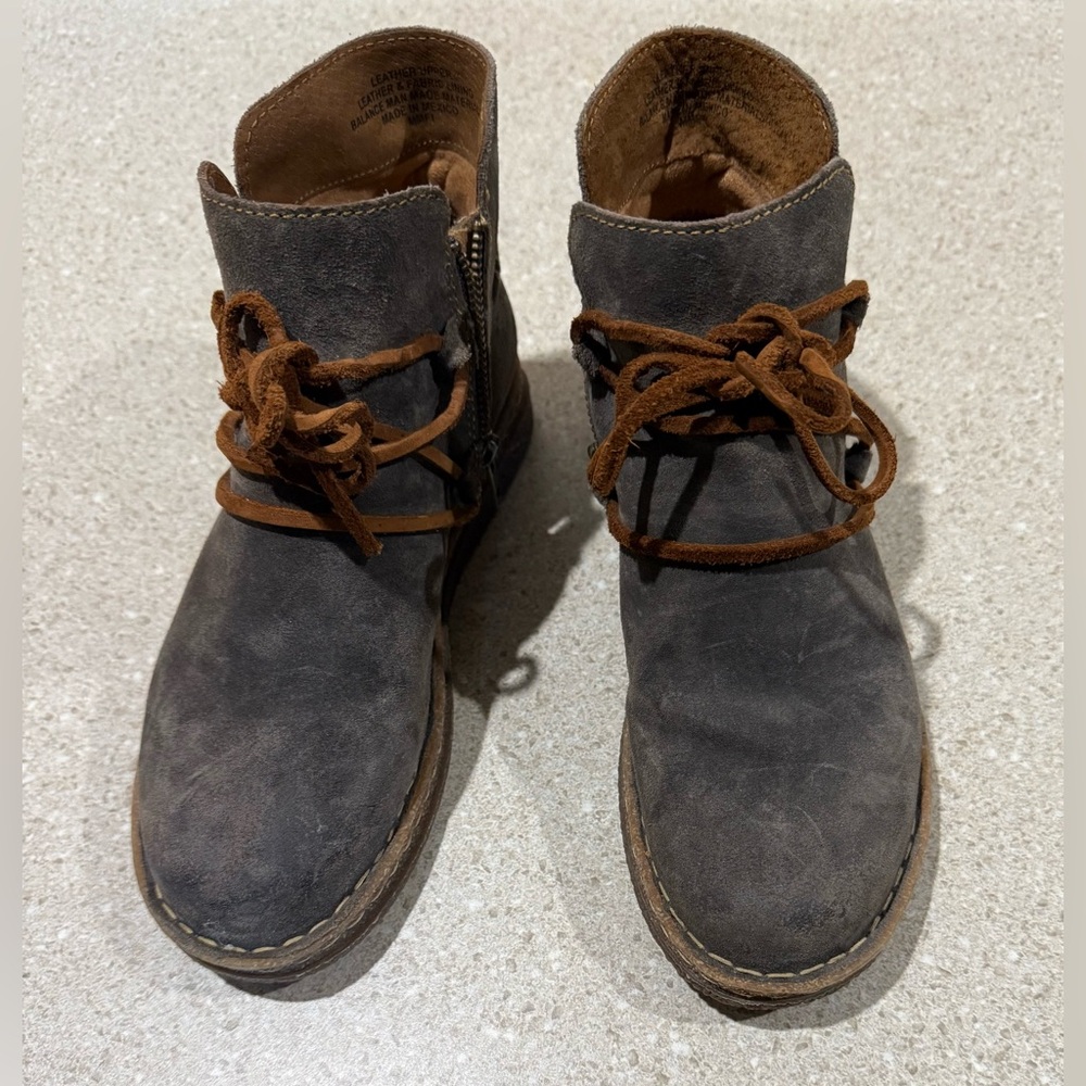 BORN Calyn LEATHER Suede BOOTS Bootie TARKILN - Picture 16 of 16